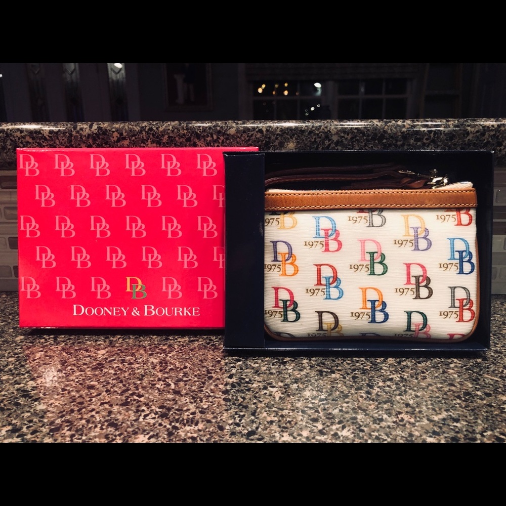 Dooney and Bourke White Wristlet